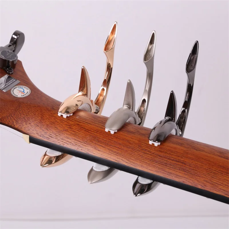 Metal Shark Guitar Capo Zinc A - đánh giá và giá Guitar Capo Clip